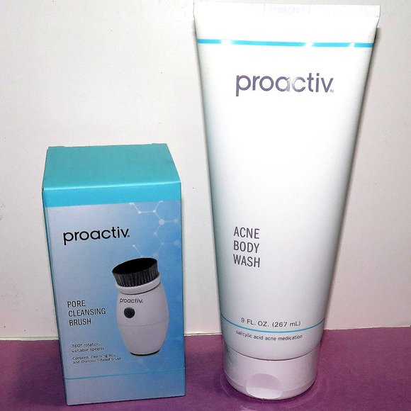 Proactiv Acne Body Wash - 9oz + Pore Cleansing Brush - Picture 1 of 4